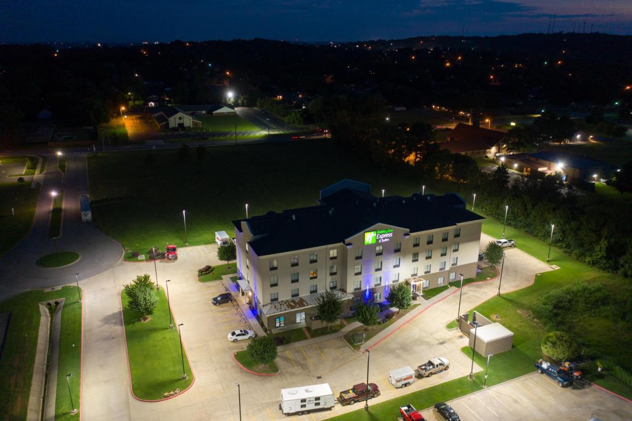 Holiday Inn Express & Suites Van Buren-Fort Smith Area, An Ihg Hotel Ngoại thất bức ảnh