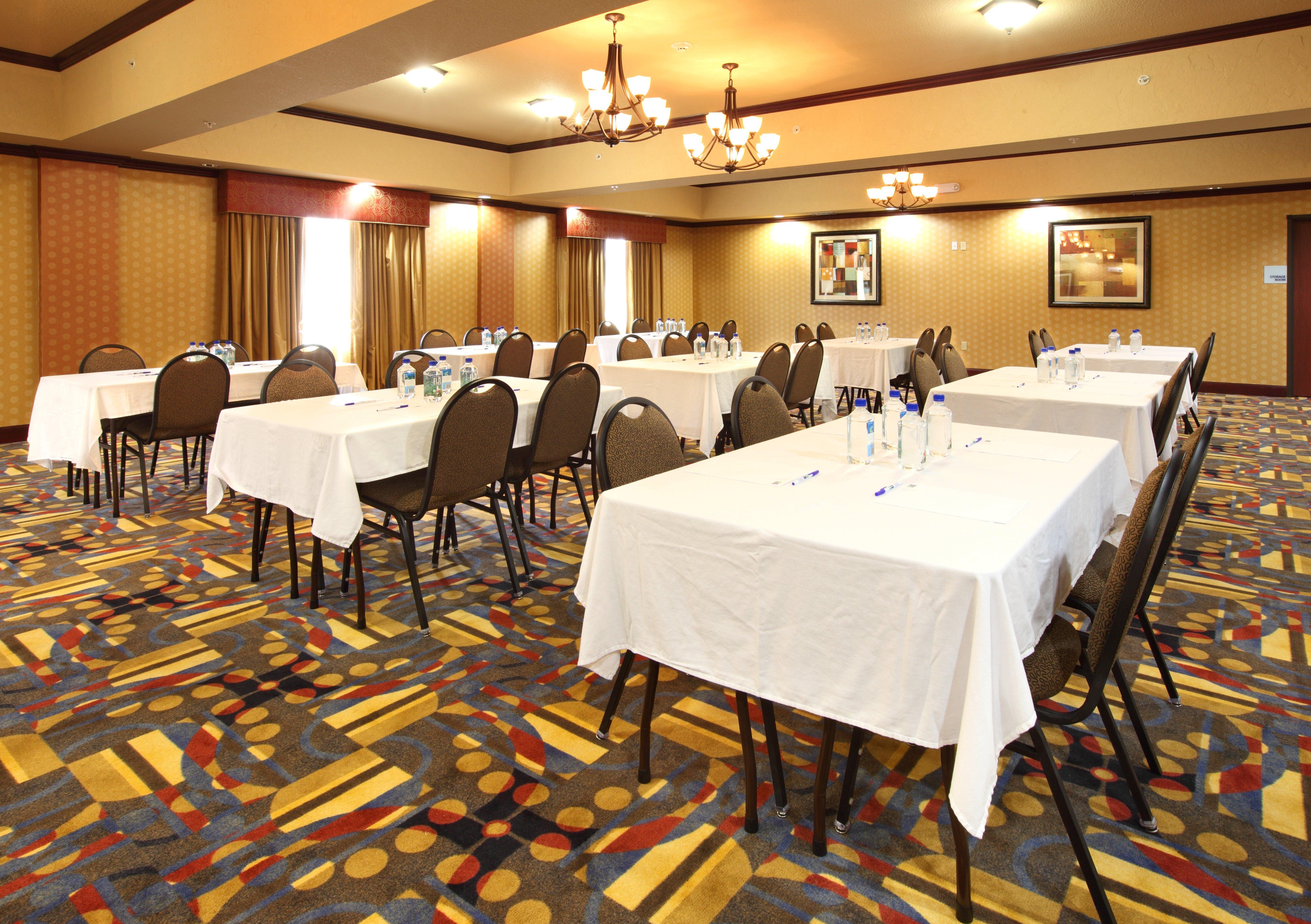 Holiday Inn Express & Suites Van Buren-Fort Smith Area, An Ihg Hotel Ngoại thất bức ảnh